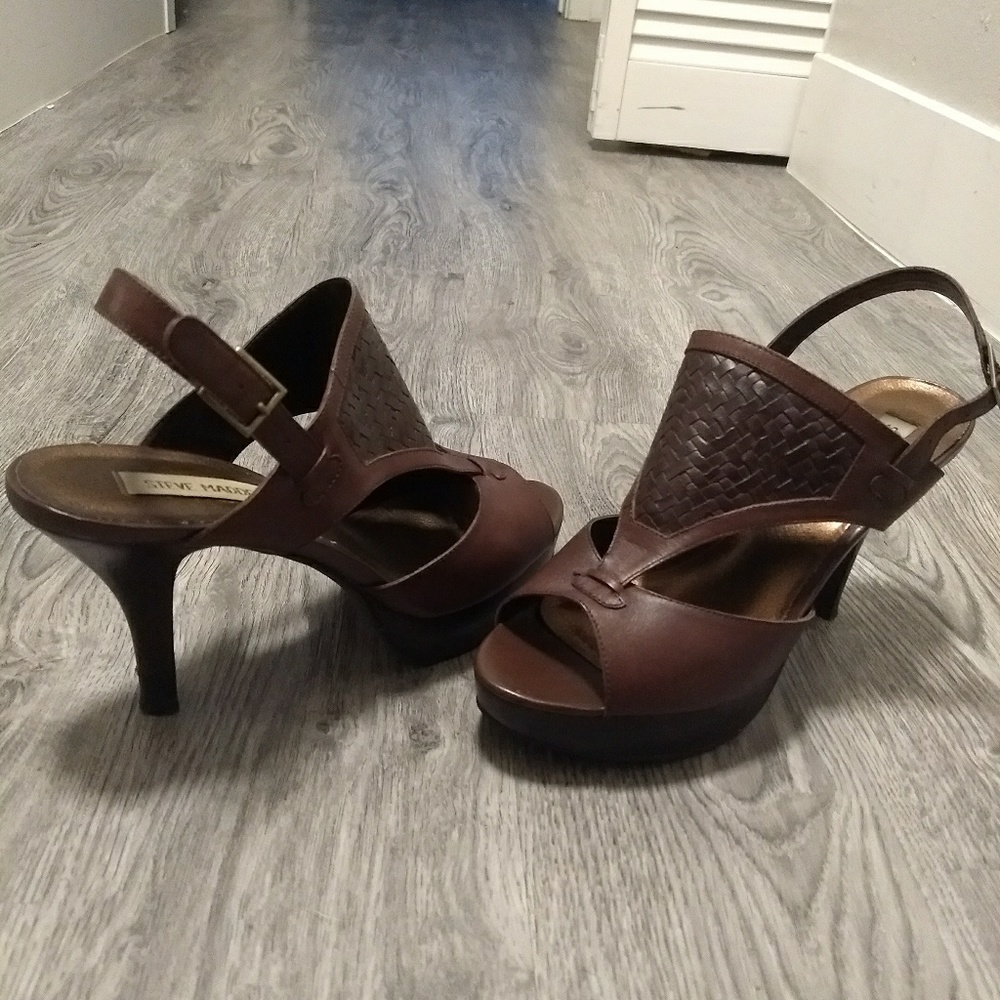 Woven Leather Heels - Picture 3 of 6